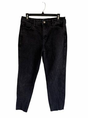 Hollister Black Ultra High-Rise Mom Jeans Vintage Stretch Frayed Hem